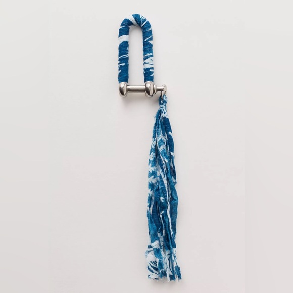 Free People Wrapped Carabiner Bag Charm✨🩵 - Picture 4 of 4